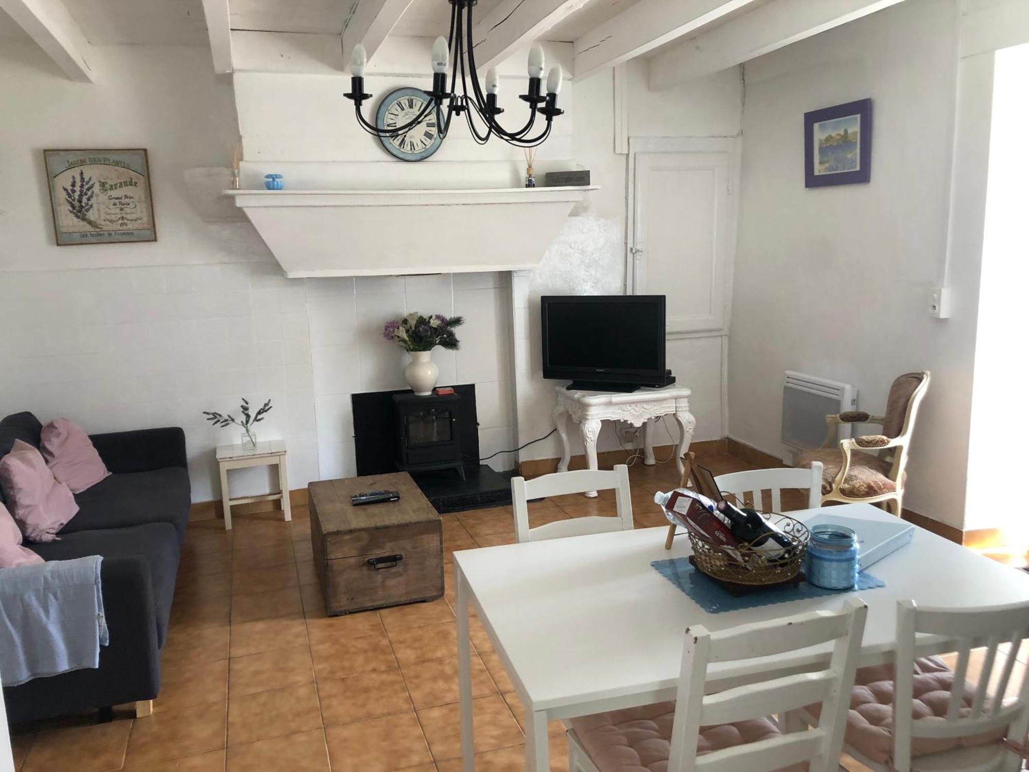 Gite Des Lavandes Oradour-Fanais Exteriör bild